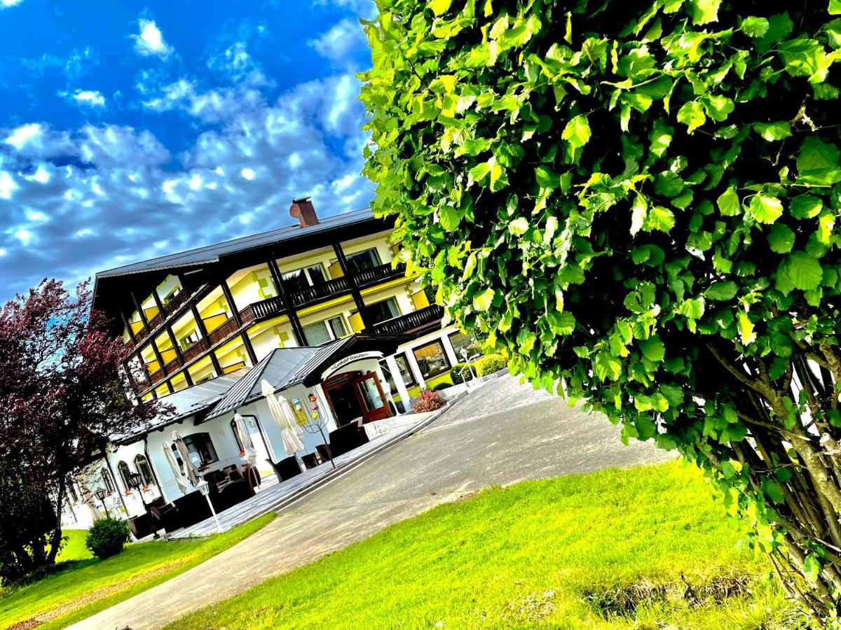 לוהברג Landhotel Gruenwies -Bonsai-Wellness Garni (Adults Only) מראה חיצוני תמונה