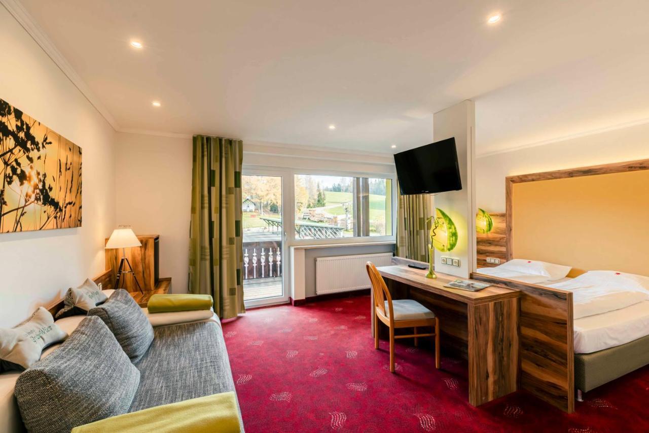 לוהברג Landhotel Gruenwies -Bonsai-Wellness Garni (Adults Only) מראה חיצוני תמונה