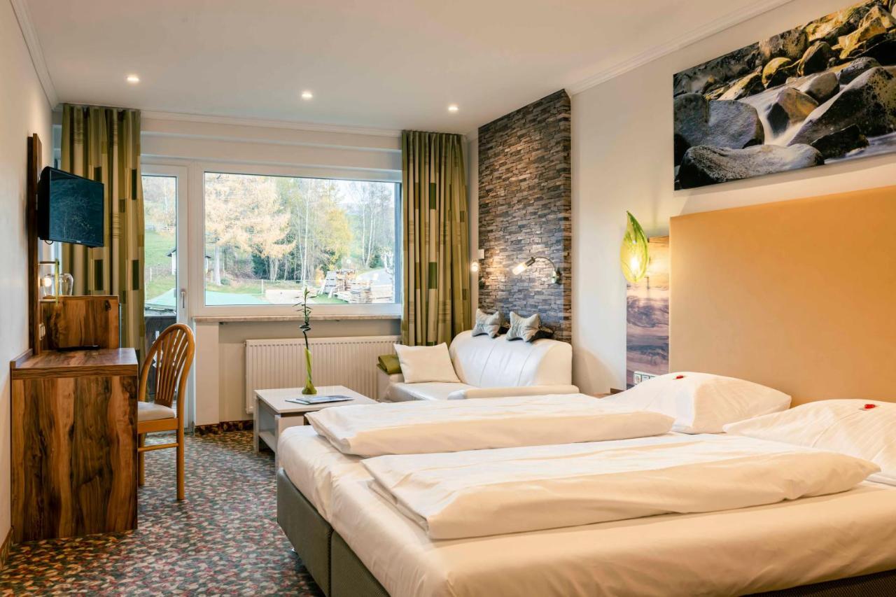 לוהברג Landhotel Gruenwies -Bonsai-Wellness Garni (Adults Only) מראה חיצוני תמונה