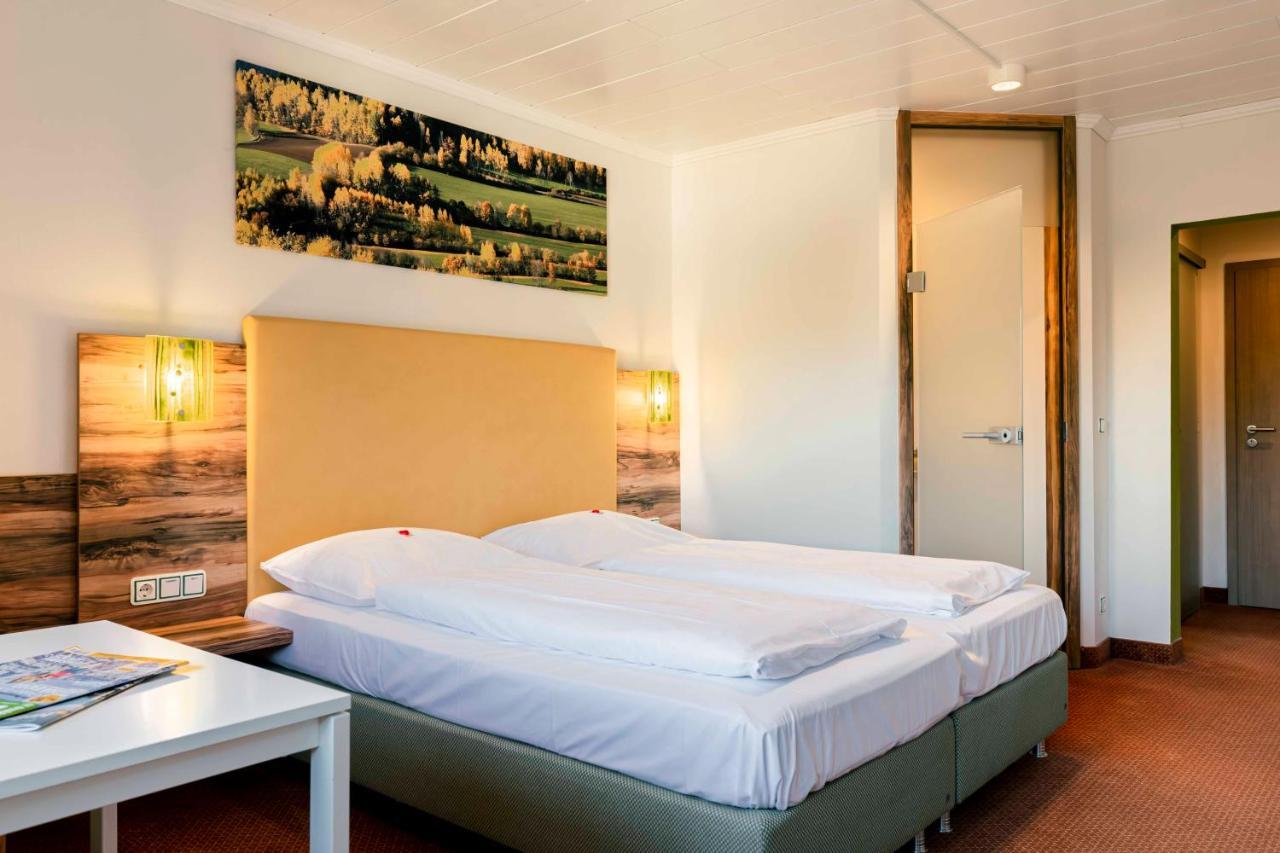 לוהברג Landhotel Gruenwies -Bonsai-Wellness Garni (Adults Only) מראה חיצוני תמונה