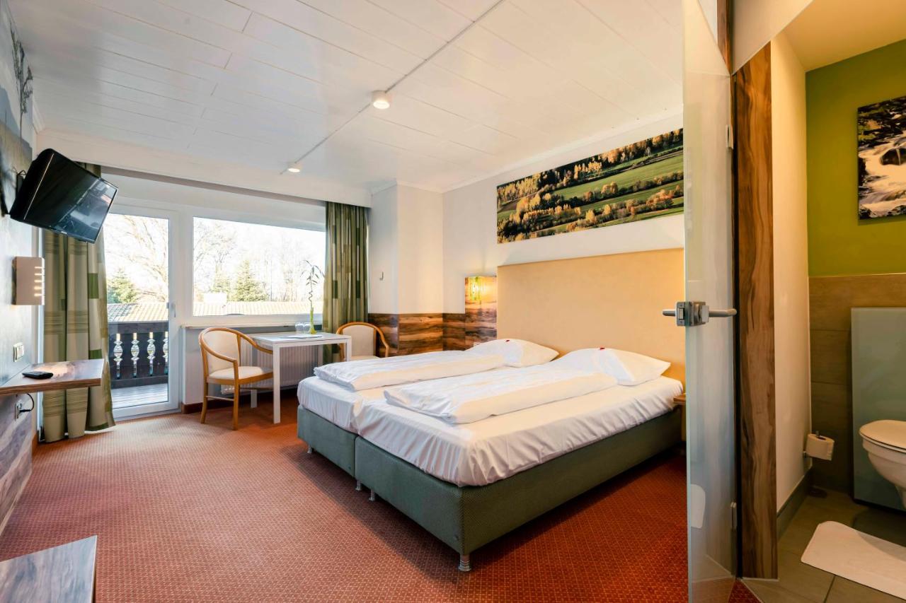 לוהברג Landhotel Gruenwies -Bonsai-Wellness Garni (Adults Only) מראה חיצוני תמונה