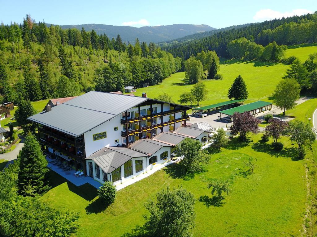 לוהברג Landhotel Gruenwies -Bonsai-Wellness Garni (Adults Only) מראה חיצוני תמונה